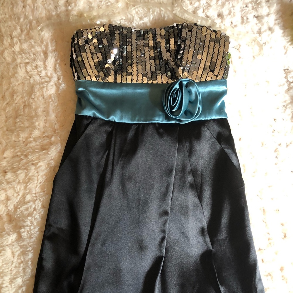 Women’s Sequin Formal Dress Black with Turquoise Blue wrap around tie Size 3